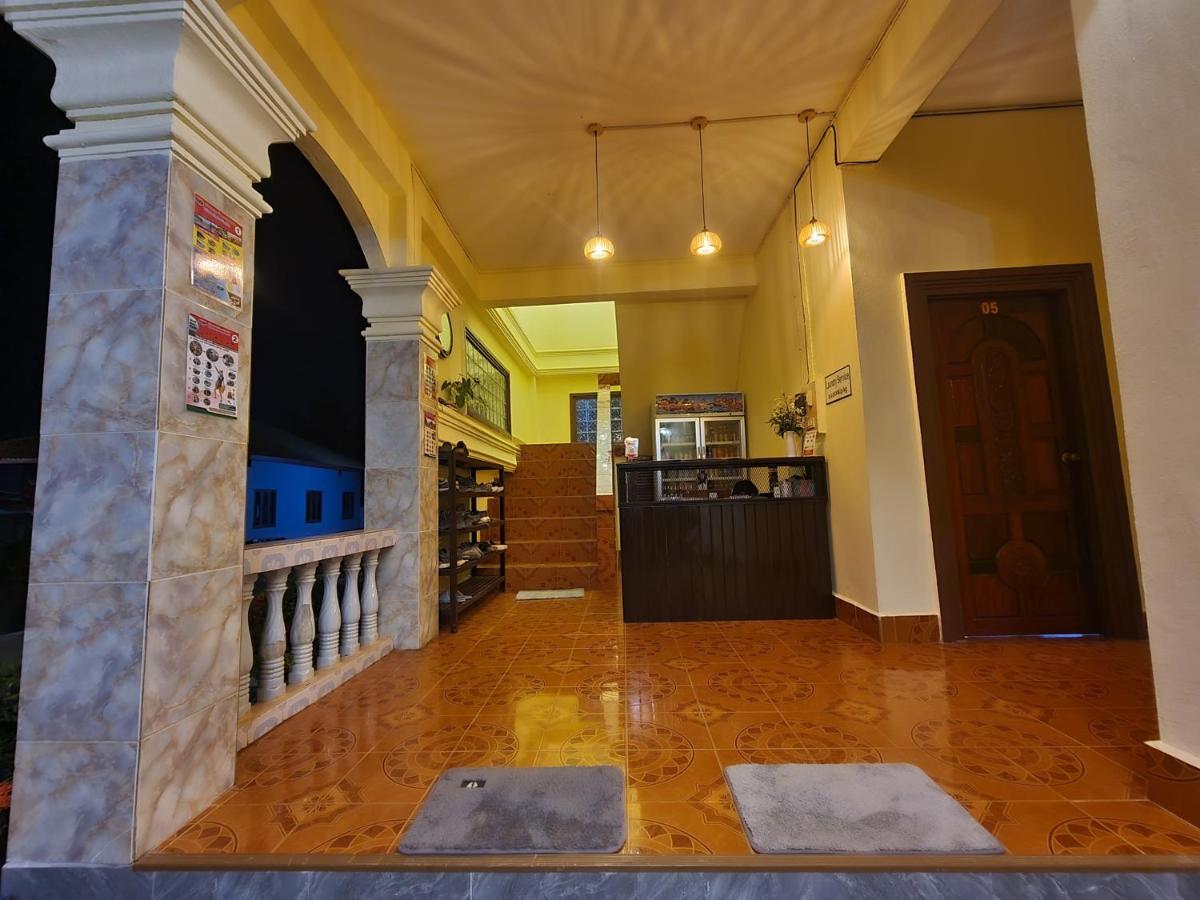 Saphaothong Guesthouse Vang Vieng Exterior foto