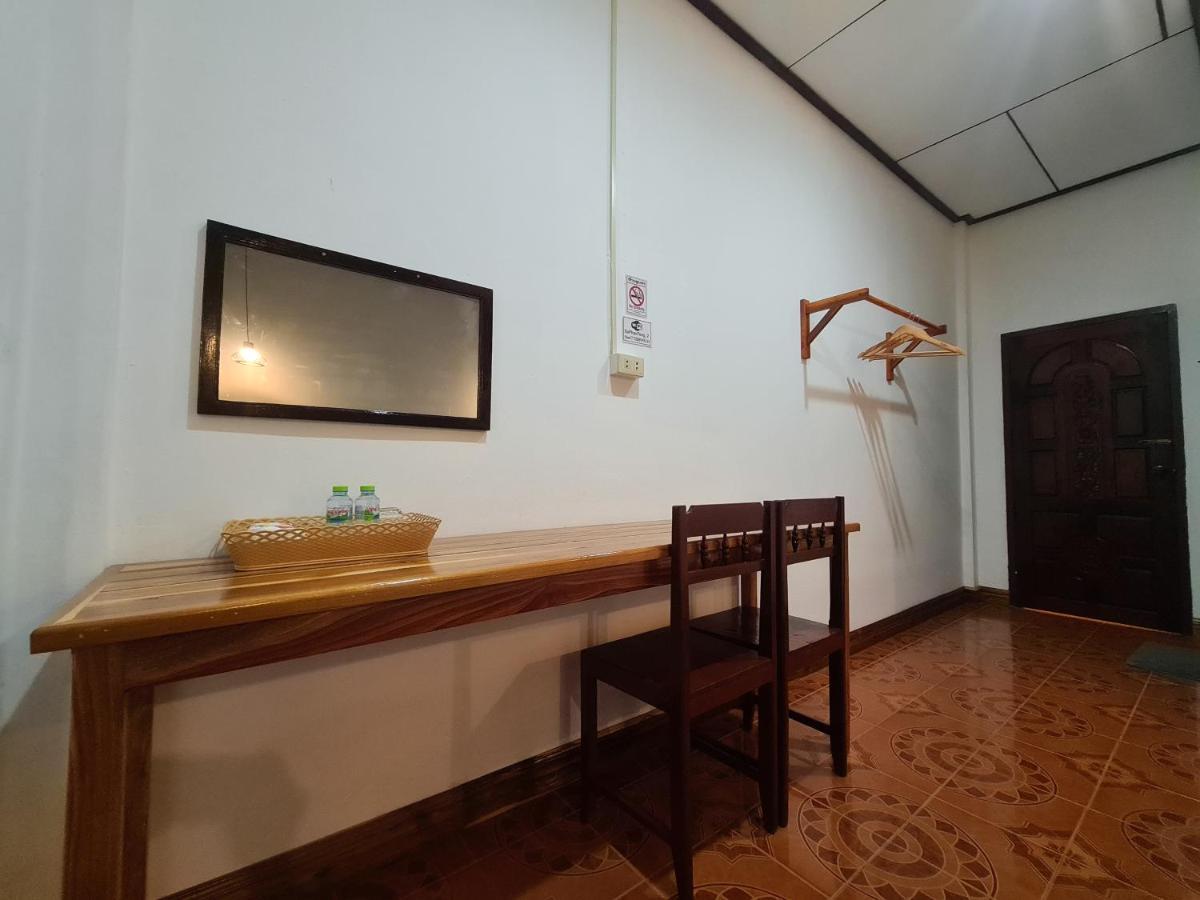 Saphaothong Guesthouse Vang Vieng Exterior foto
